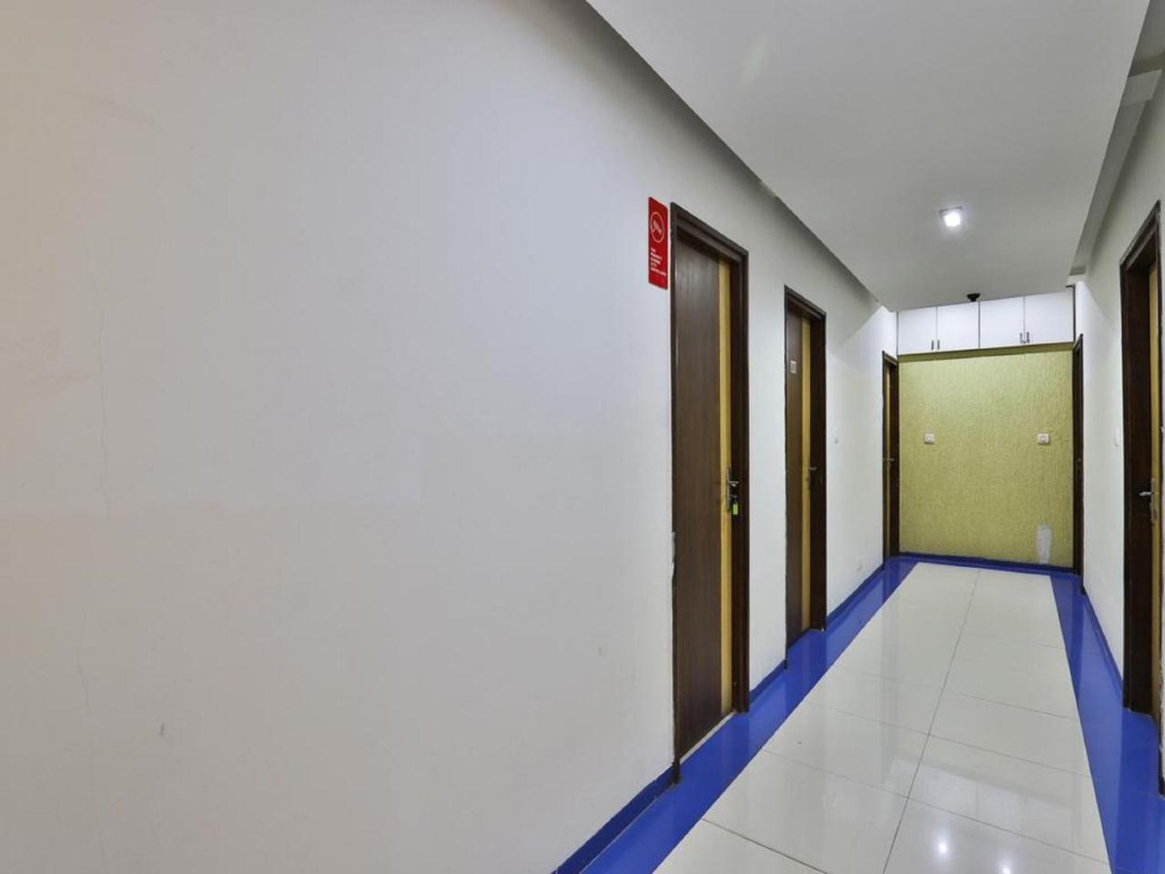 Hotel President Inn By Sky Stays Gandhinagar Kültér fotó